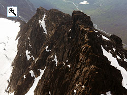 Nordre Maradalstind seen from Sentraltind