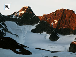 Austanbotntind from near Murane on the Turtagr&oslash; to �rdal road