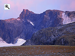 Slettmarkpiggen in the evening light seen from the north
