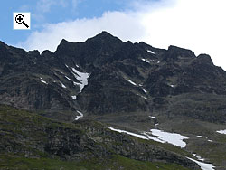 The south face of stre Torfinnstind