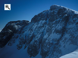 The massive North face of Rondslottet is 600m high